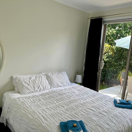 Jennie's In Whitianga Bed & Breakfast Bagian luar foto