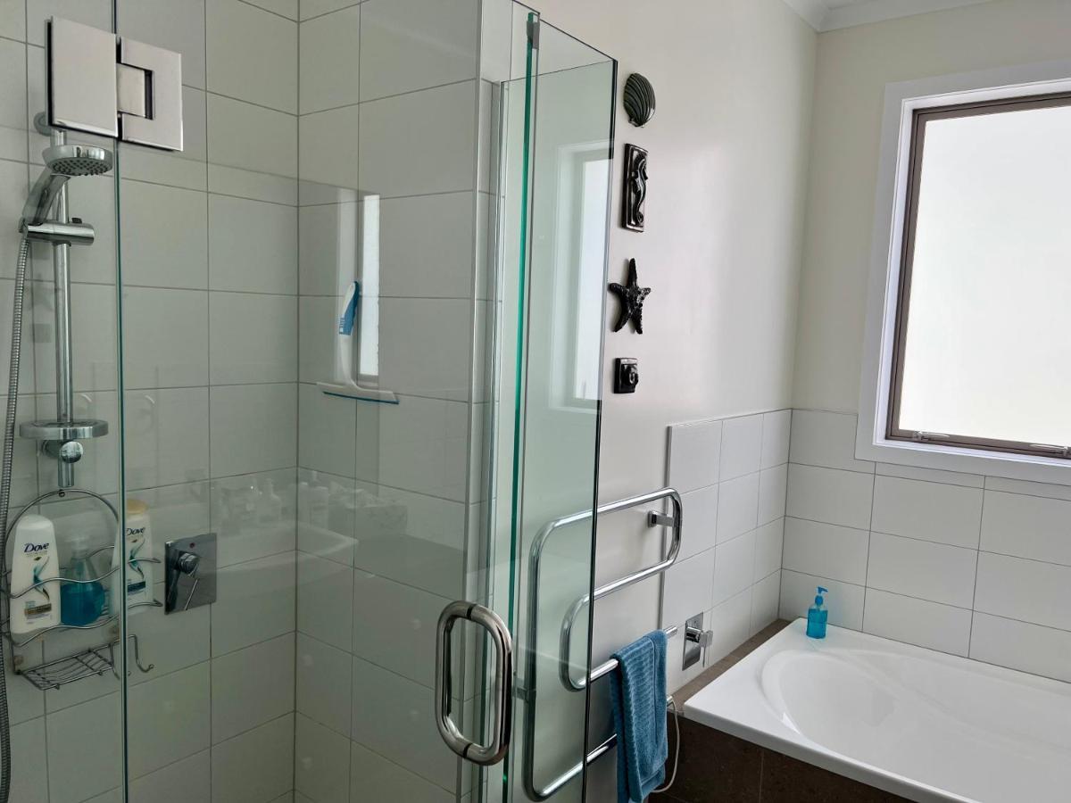 Jennie's In Whitianga Bed & Breakfast Bagian luar foto
