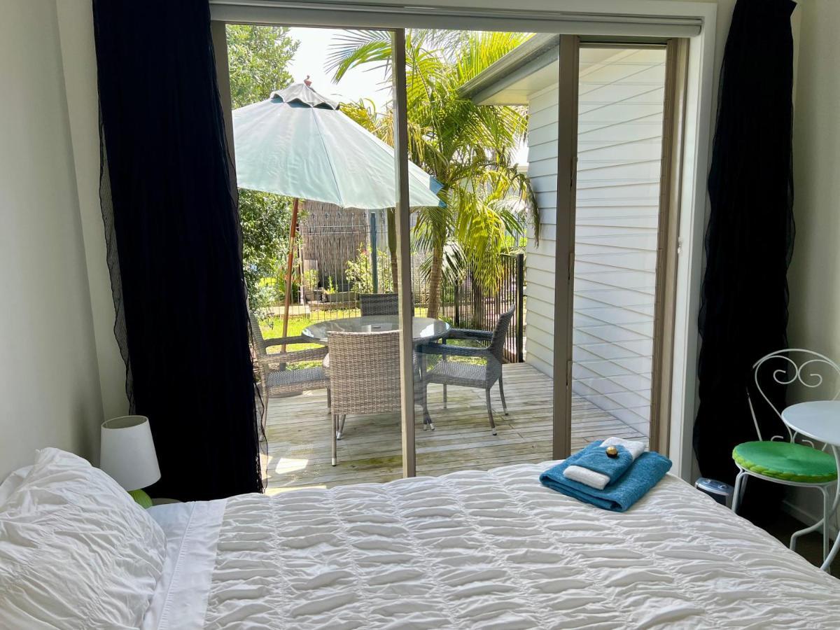 Jennie's In Whitianga Bed & Breakfast Bagian luar foto