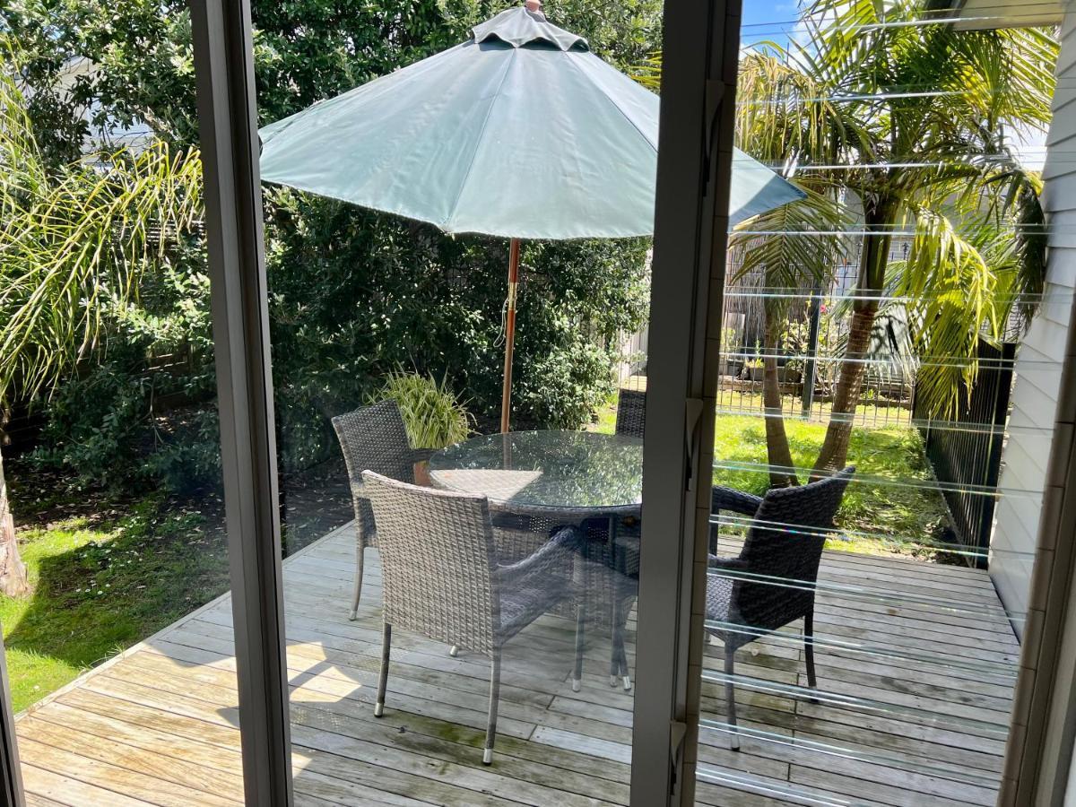 Jennie's In Whitianga Bed & Breakfast Bagian luar foto