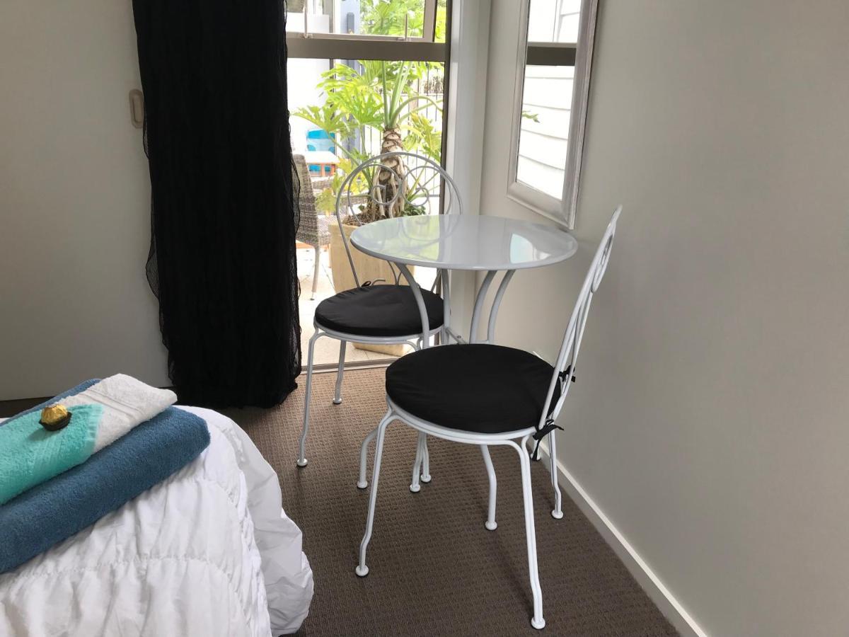 Jennie's In Whitianga Bed & Breakfast Bagian luar foto